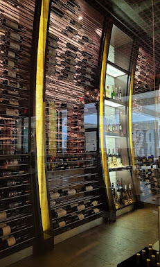 Your Community Marketplace: It's quick and easy. Learn, Shop, Sell, and connect with friends and family.