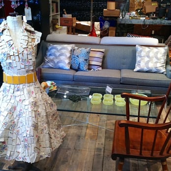 use3 Your Community Marketplace: It's quick and easy. Learn, Shop, Sell, and connect with friends and family.