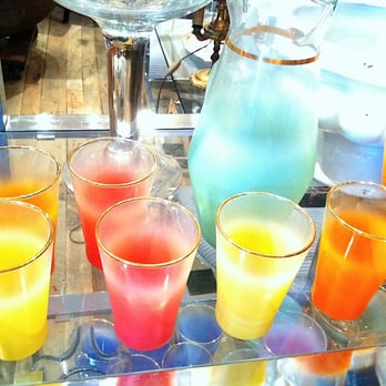 use6 Your Community Marketplace: It's quick and easy. Learn, Shop, Sell, and connect with friends and family.