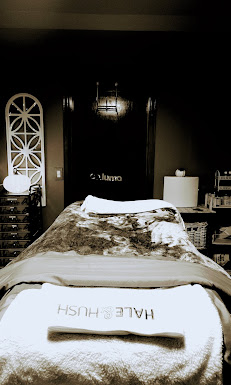 volum9 Your Community Marketplace: It's quick and easy. Learn, Shop, Sell, and connect with friends and family.