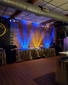 water6 Your Community Marketplace: It's quick and easy. Learn, Shop, Sell, and connect with friends and family.